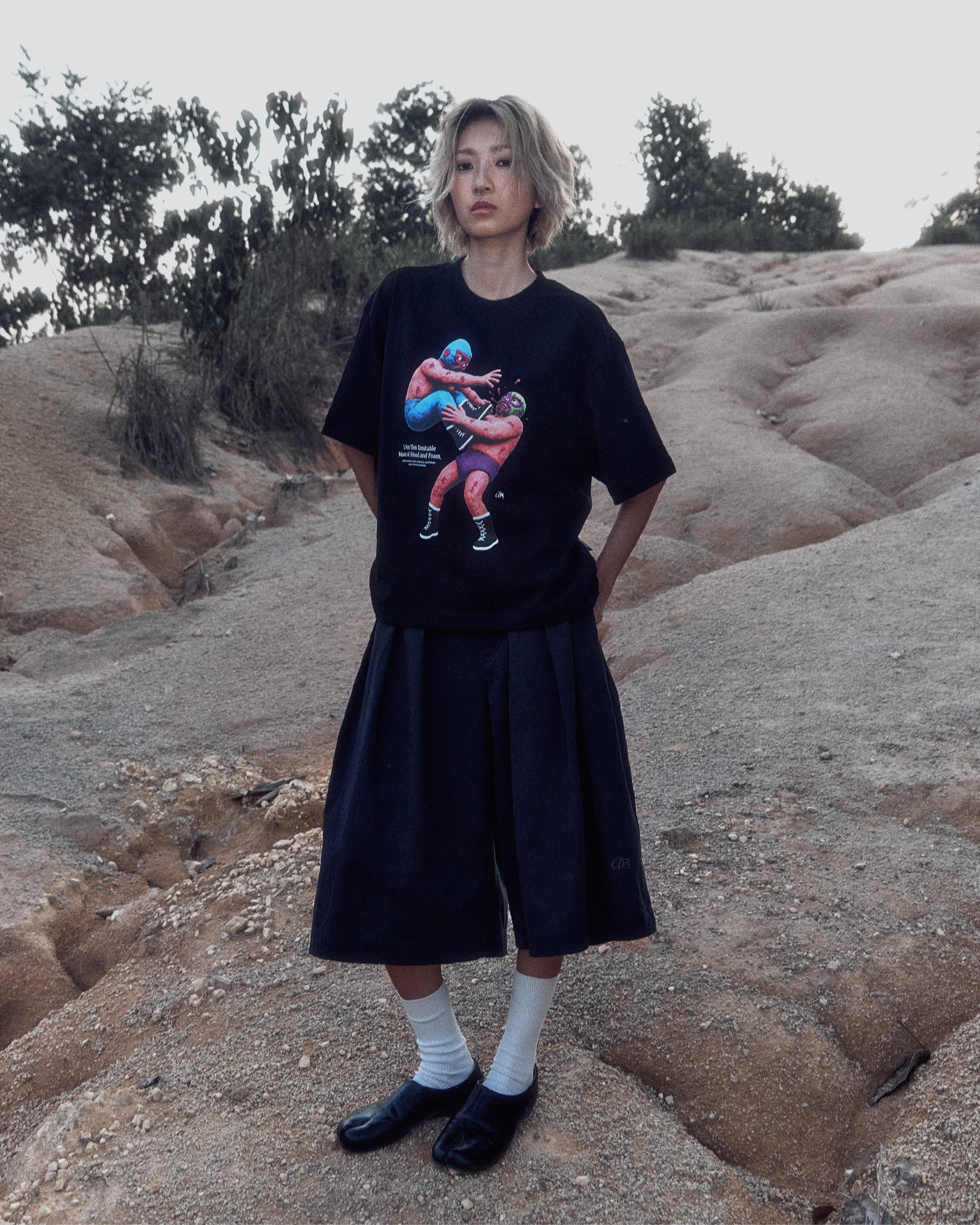 Blood & Foam / Black